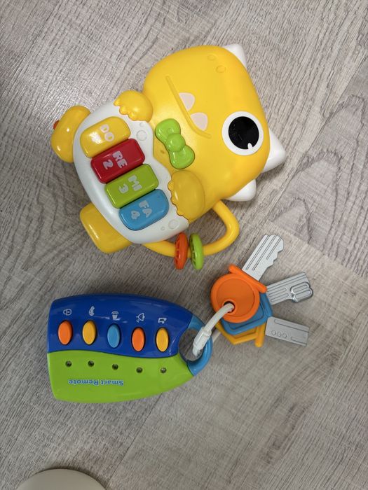 Лот Уокър 3в1 за бутане с интерактивна масичка и други играчки