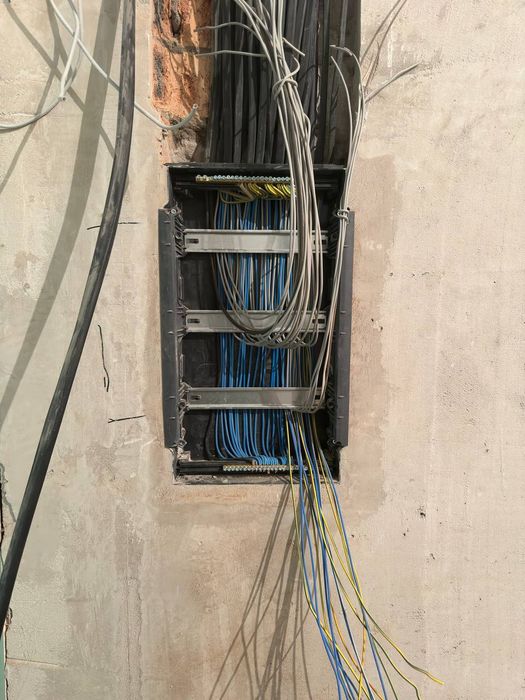 Электрик - электромонтажные работы недорого