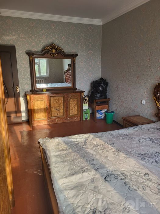 Аренда коракамиш 2.хонали оилага берилади расмдаги уй хамма шароити бн