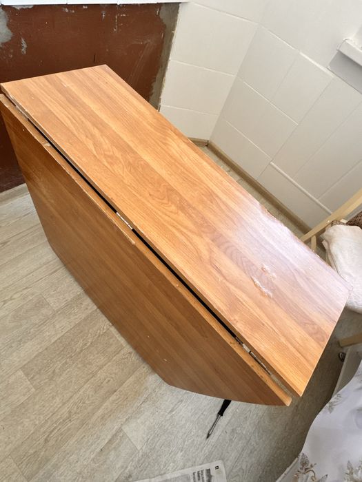 Стол сатамын (жиналмалы)