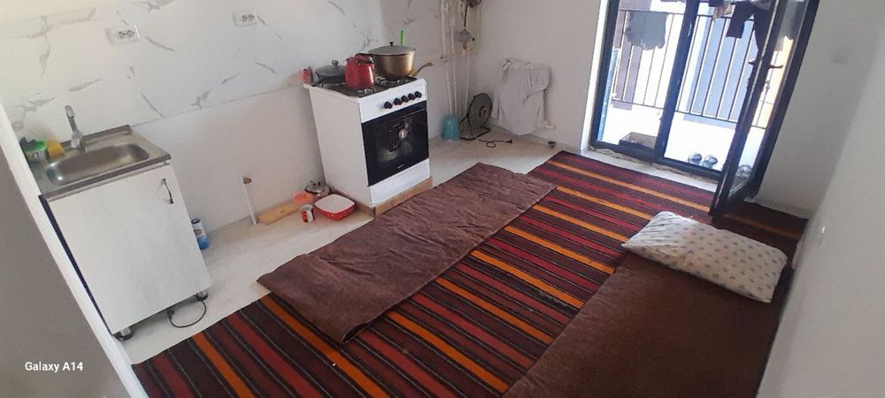 Assalomu alaykum Sergeli yangi darxon2 da kvartira bor. 1ta bola kerak