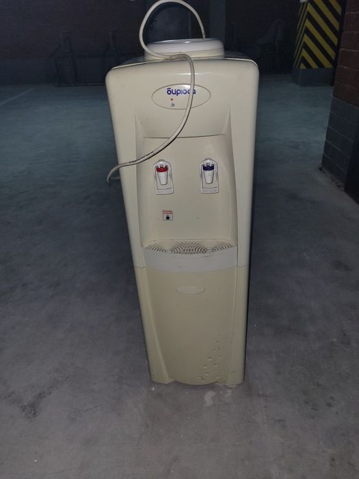 Диспенсер для воды