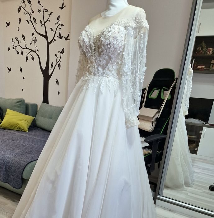 Rochie de mireasa alba superba / rochii pentru mireasa