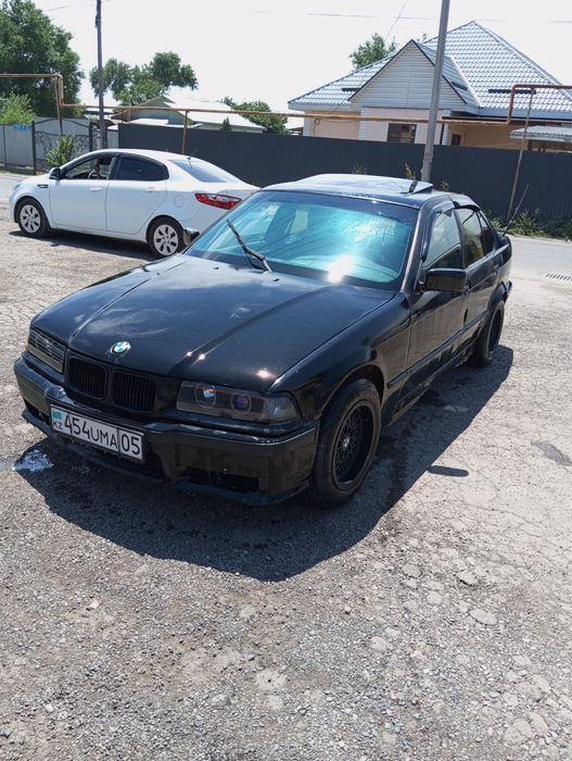 Продам BMW 316 срочно