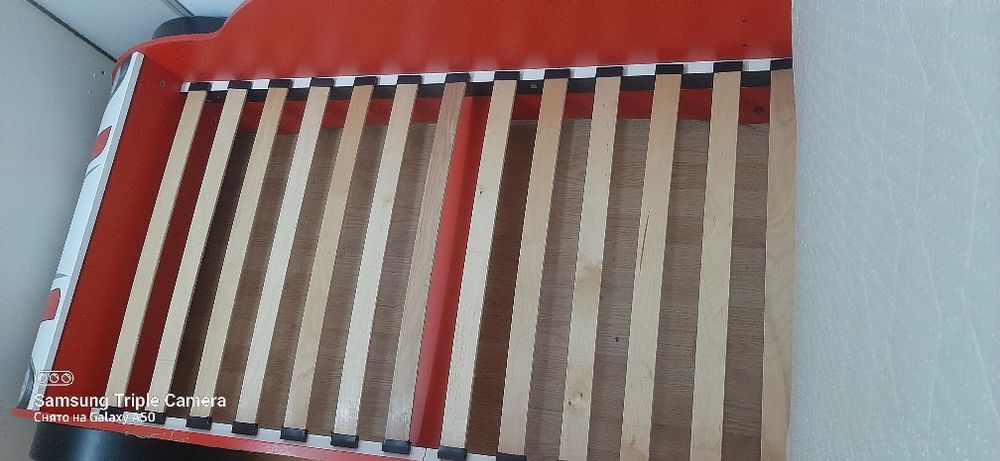 Продам детскую кроватку