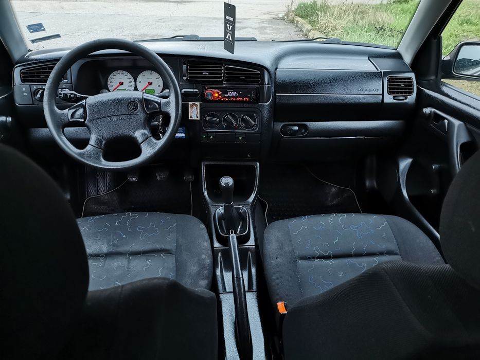 VW GOLF 3  1.9TDI 90 коня
