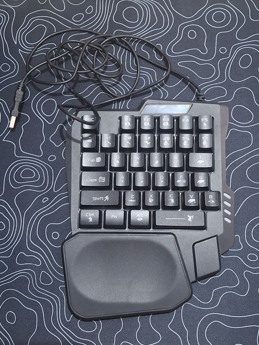 Клавиатура с разветвителем(Type-c)