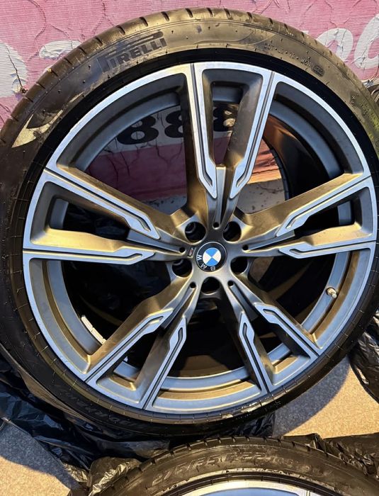 Гуми с джанти BMW G05 X5 M50 22.цола