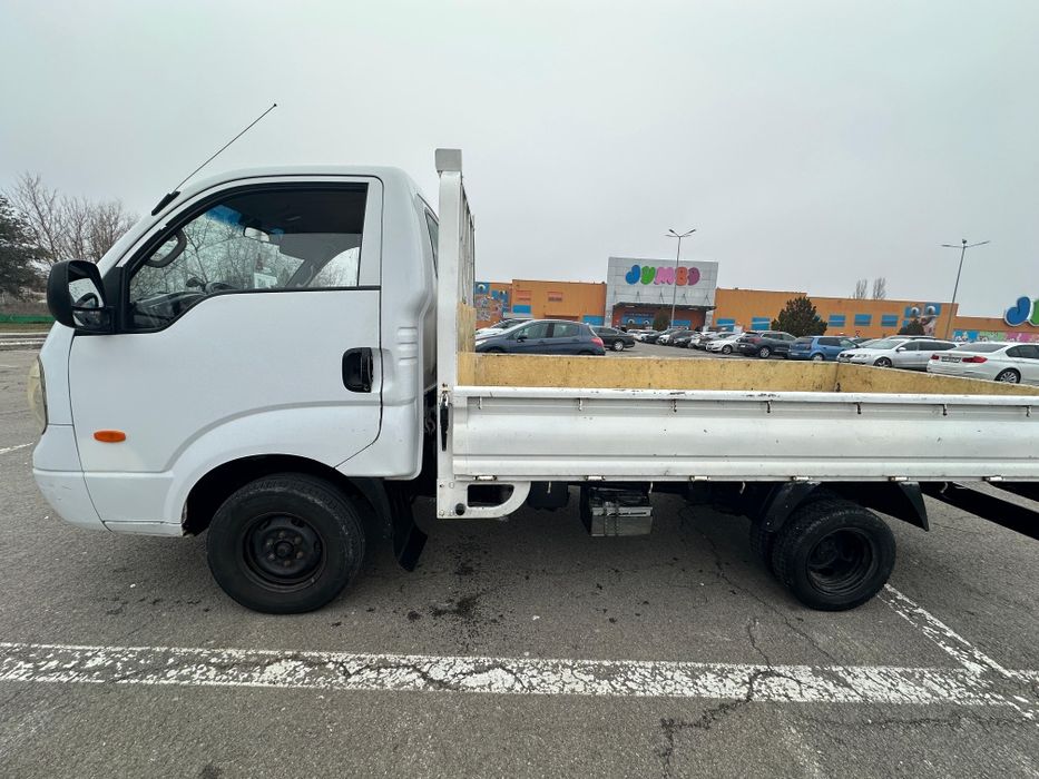 KIA K2500 anul 2006