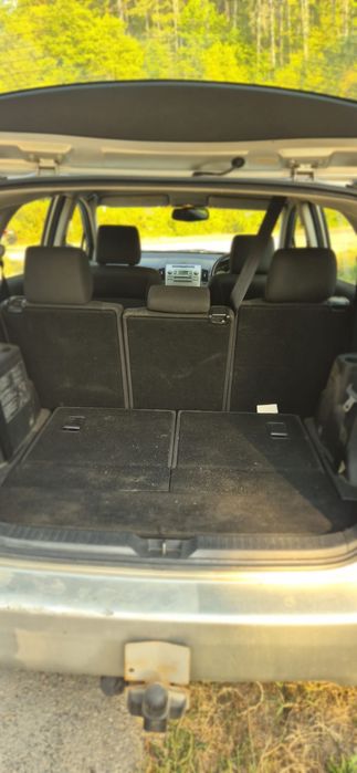 Продавам Toyota Corolla Verso