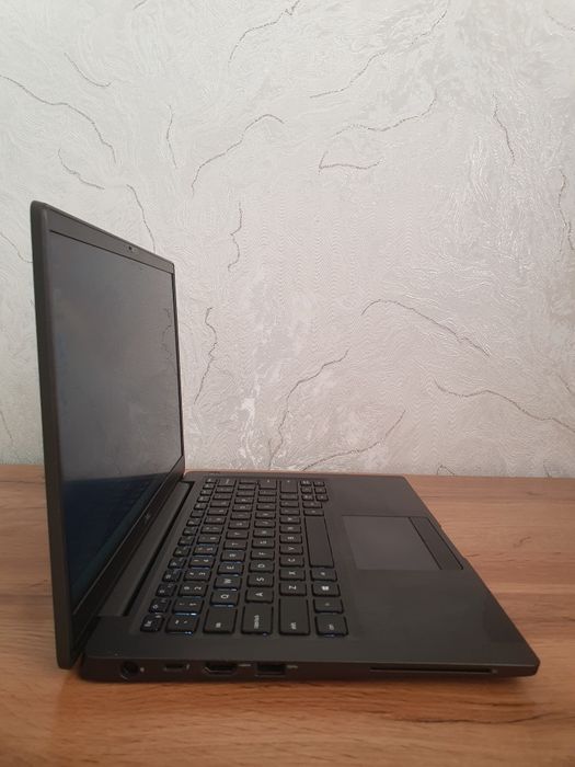 Dell i5-8365u 8/256gb