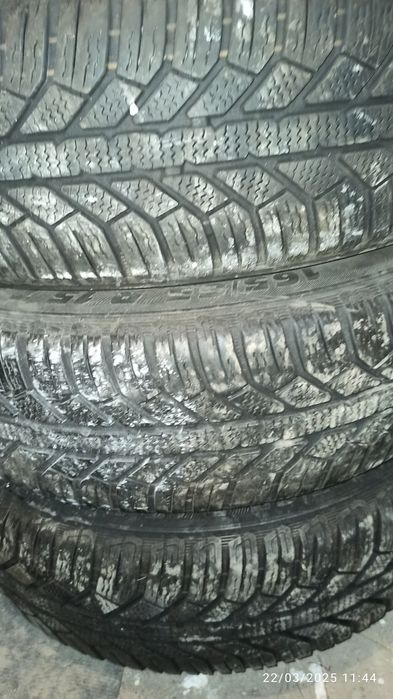 Зимни гуми semperit 165/65/15