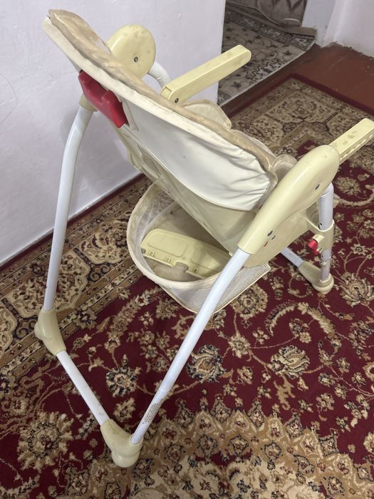 Детское кресло для питания