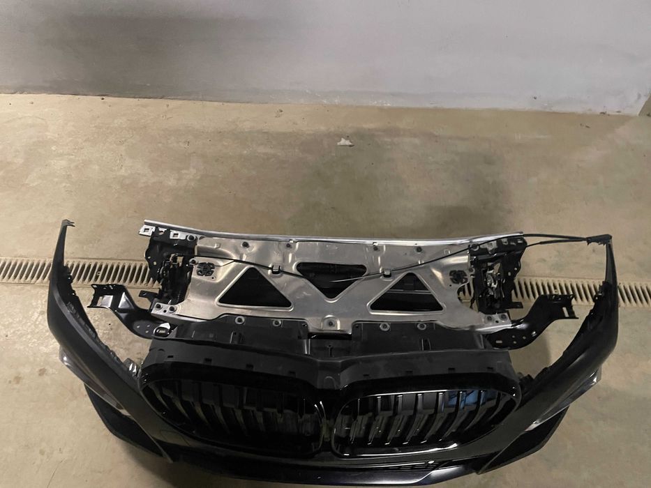предна броня и преден панел за BMW 7 G11 LCI M SPORT