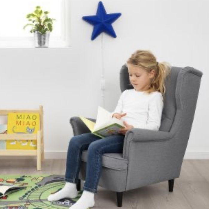 Кресло ИКЕА СТРАНДМОН детское