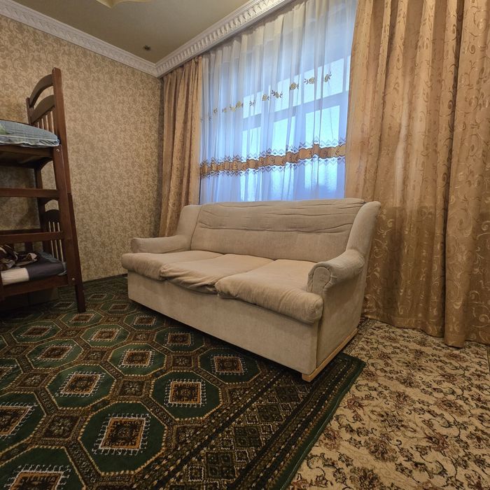 Диван сотилади темир каркас кровать