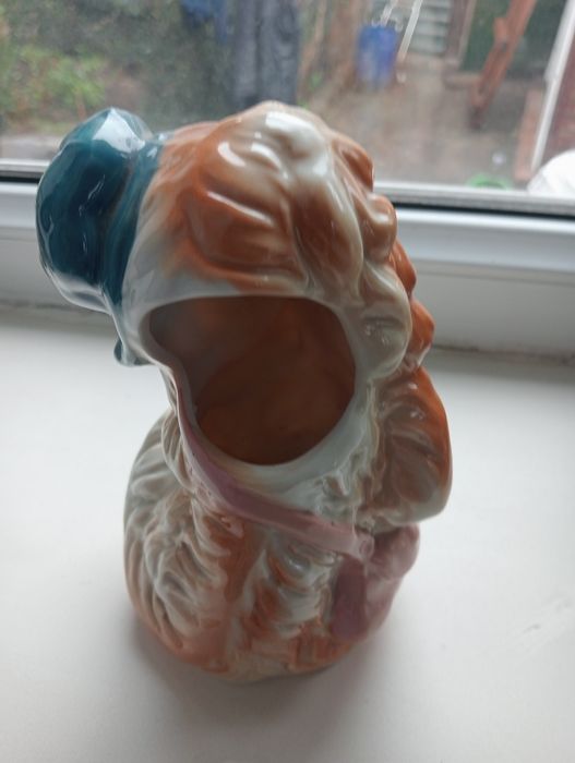 Фарфоровые статуэтки.