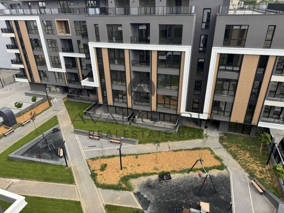 Продава се Тристаен апартамент в Пловдив, Кършияка - 274 кв.м за 929 €/кв.м - Снимка #15