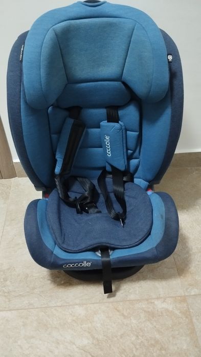 Scaun auto cu isofix
