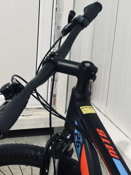 Продам велик в хорошем состаяний