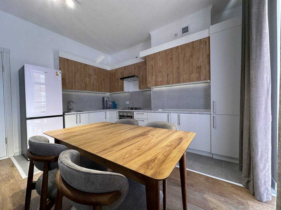 R2! Сдаётся квартира 2/3/8 в ЖК Гринвич, ор-р Фергана Йули!