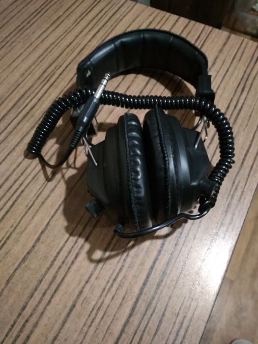 Продам наушники Fhilips