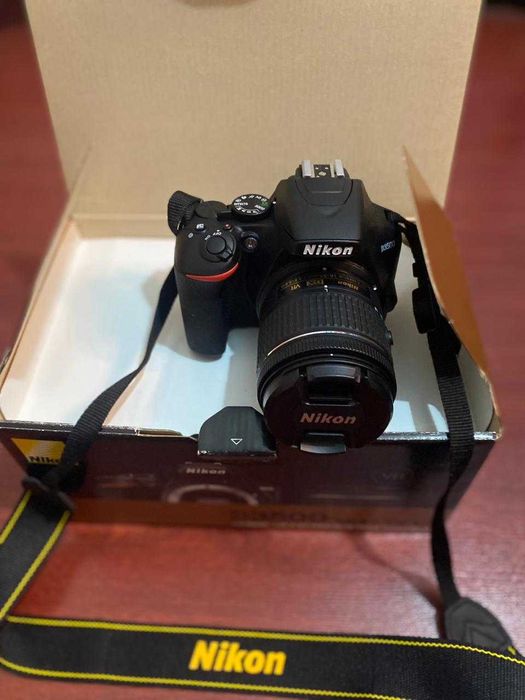 Фотокамера Nikon D3500 VR Kit новый