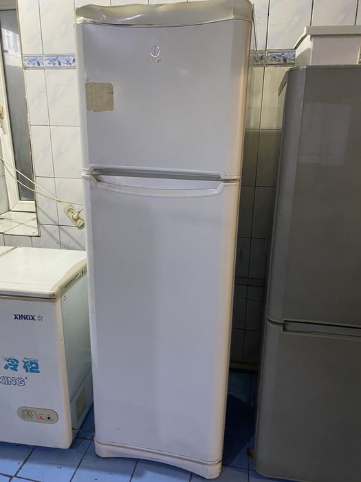 Продам холодильники