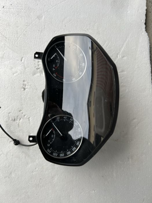 Ceasuri Bord Skoda Octavia 2facelift 1Z0920803K Cluj-Napoca • OLX.ro