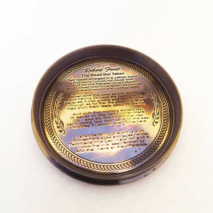 Компас с вечен календар от бронз