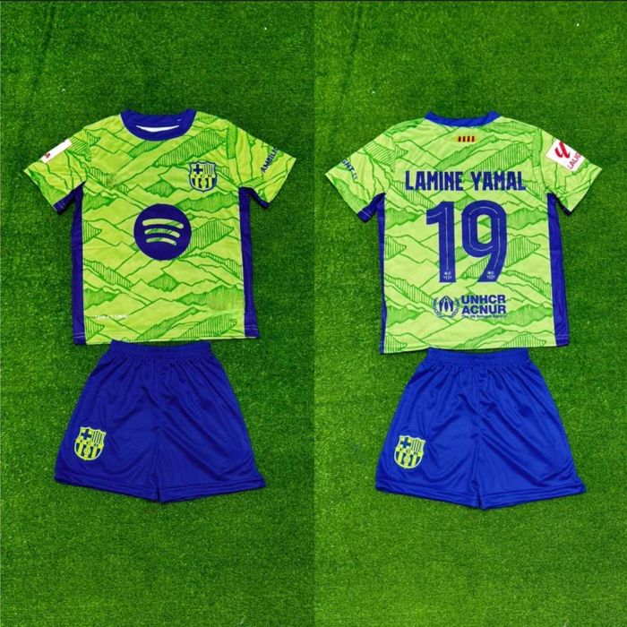Детски Екип с чорапи Ямин Ямал 2026г Новия екип Барселона YAMAL new