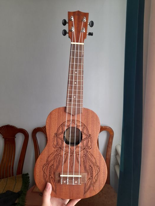 Укулеле сопрано новый