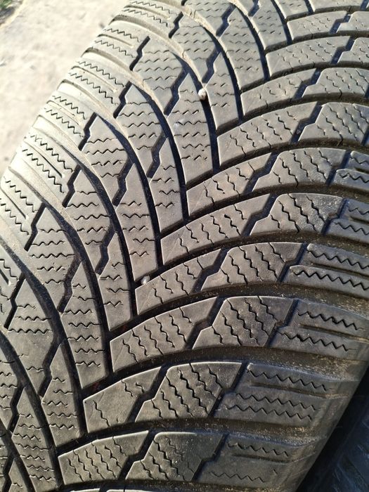 4 Anvelope de iarnă 255 60 r18  Firestone