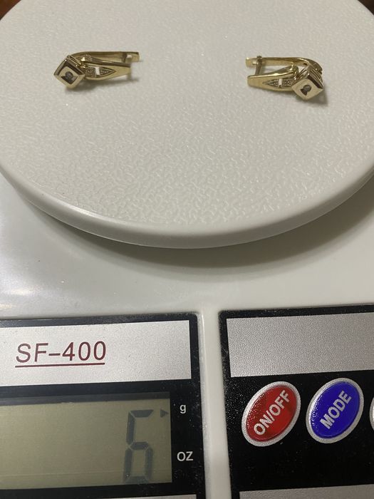 Золото набор с бриллиантом