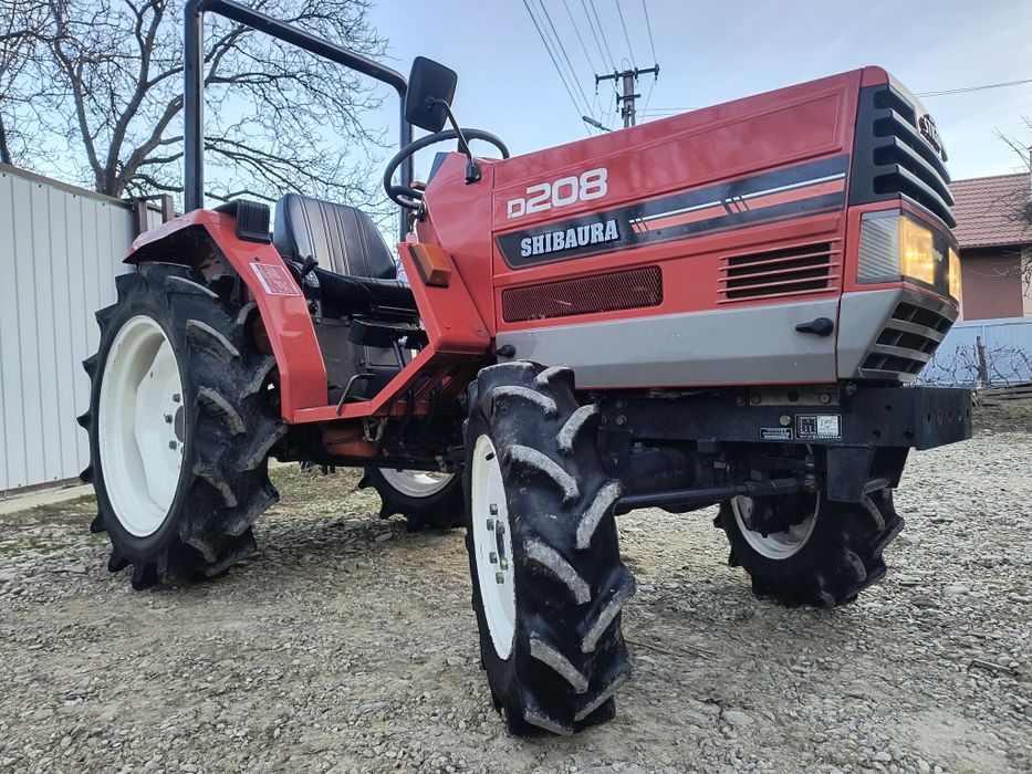 Tractor Shibaura Iseki Yanmar 4x4 Freză și Remrocă