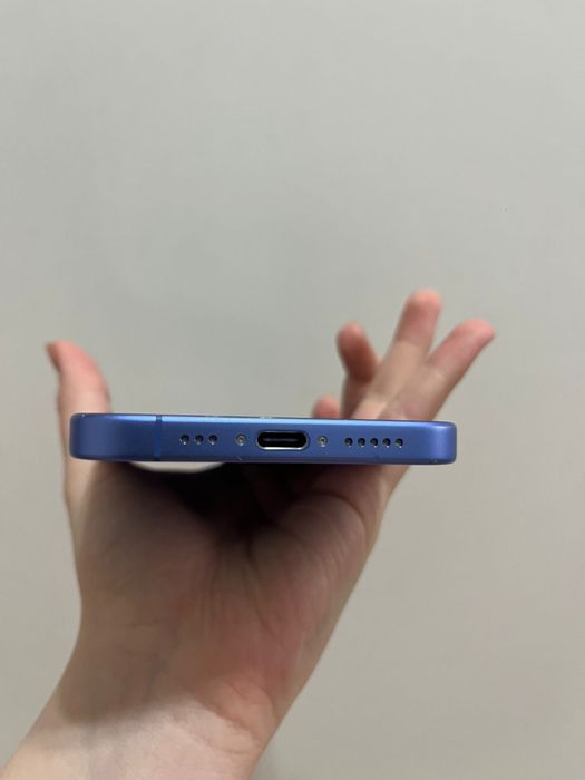 Iphone 16 ( 128 gb , blue , 100% )