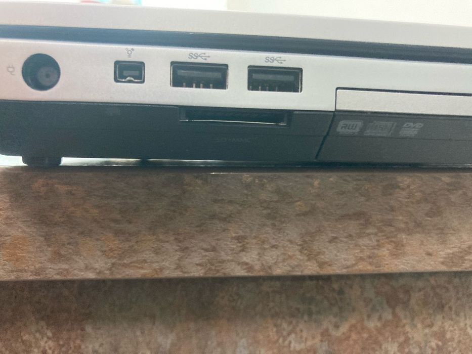 HP EliteBook 8460p Core I7 ОЗУ 4