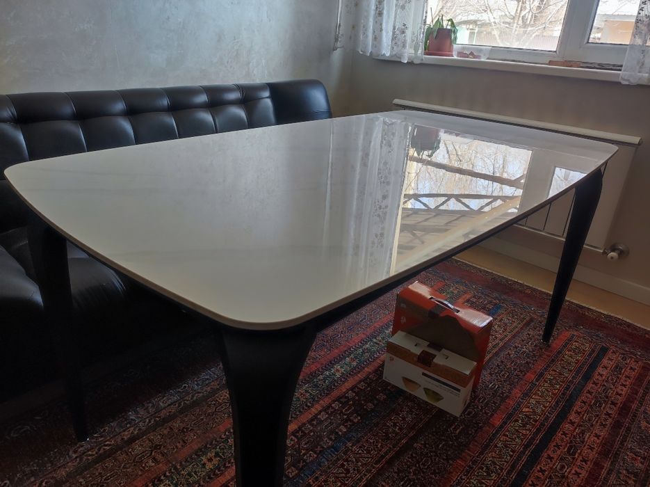 Стол кухонный мрамор