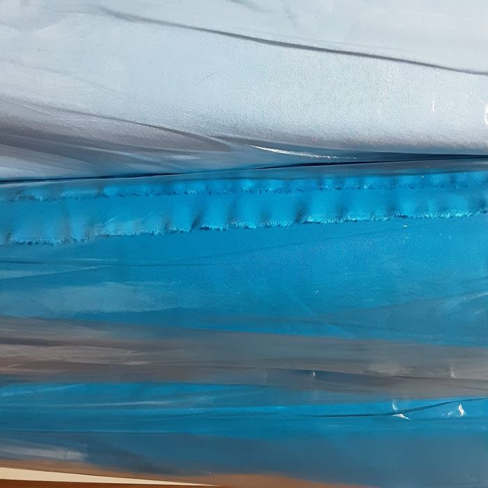 Ткани костюмные и плательные