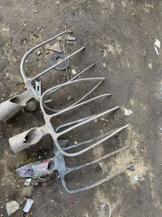 Продам вилы для сены.