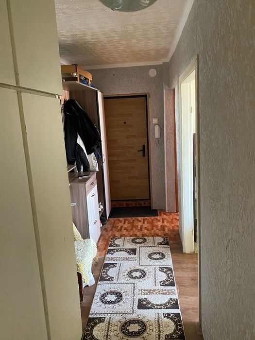 Продам 3 х комн квар. 5-8- 9 этаж.