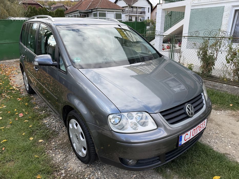 VOLKSWAGEN Touran 2004 — imagine 5