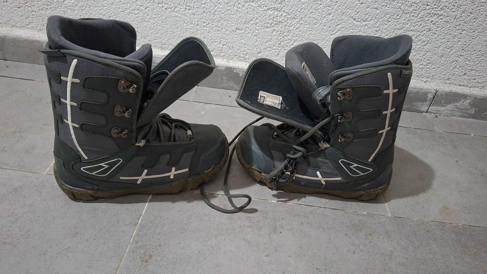 Placa Snowboard Oxygen cu legaturi si Boots