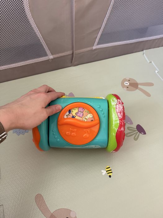 Jucarie interactiva Playgo Rotita muzicala pentru bebelusi