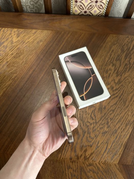 Iphone 16 pro gold физ сим