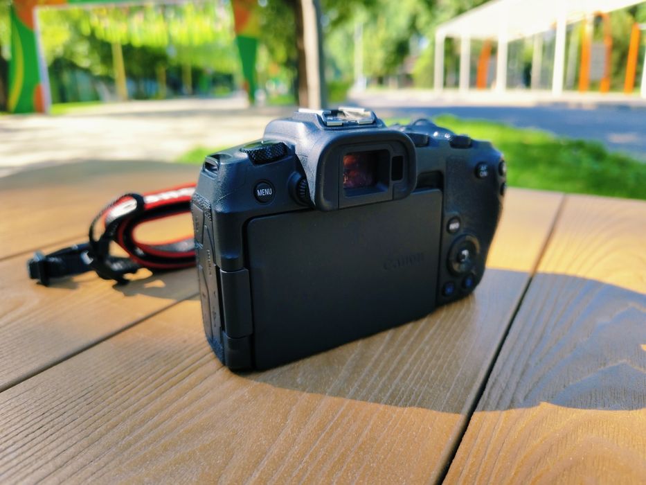 Canon EOS RP body