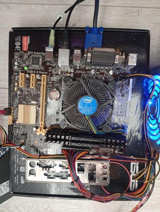 Kit Pc : ASUS H81M-S1, CPU i5 Quad Core 3,4 GHz, 8Gb DDR3 CORSAIR,
