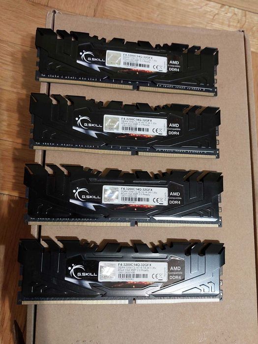 16GB 3200MHz CL14 - G.Skill FlareX DDR4