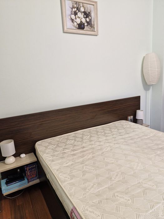 Pat dublu ,cu saltea .