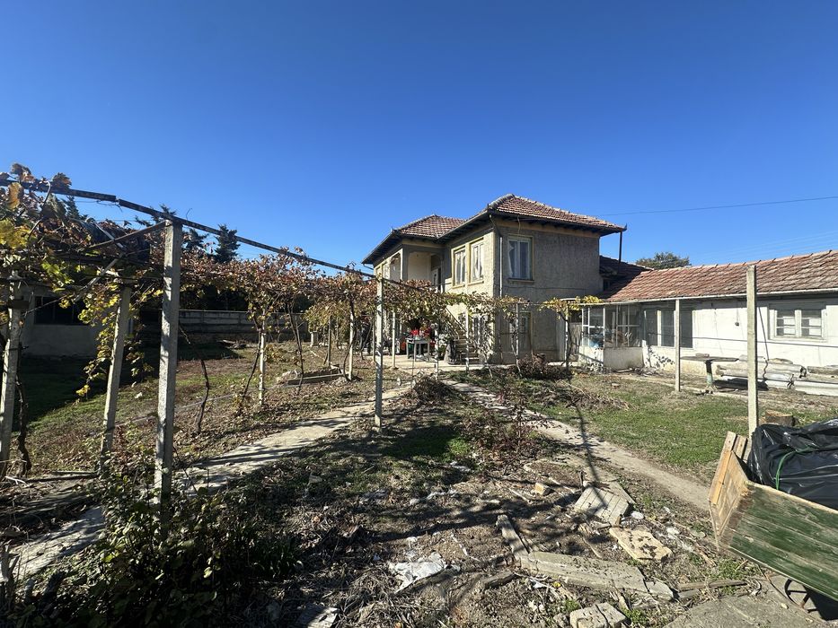 Продава се Къща в Велико Търново, Картала - 200 кв.м за 166 €/кв.м - Снимка #1